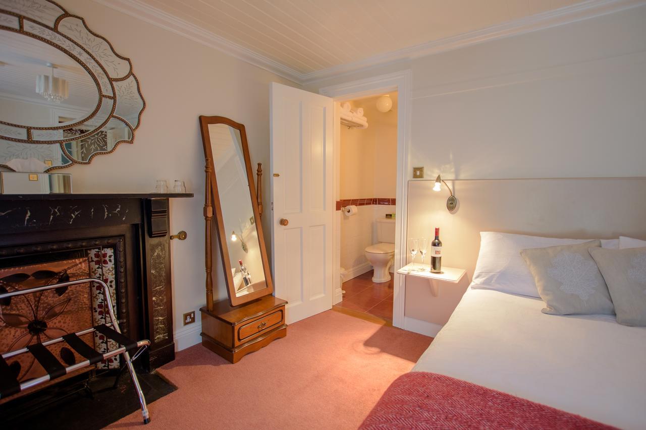 Brennan'S Accommodation Glenties Bagian luar foto