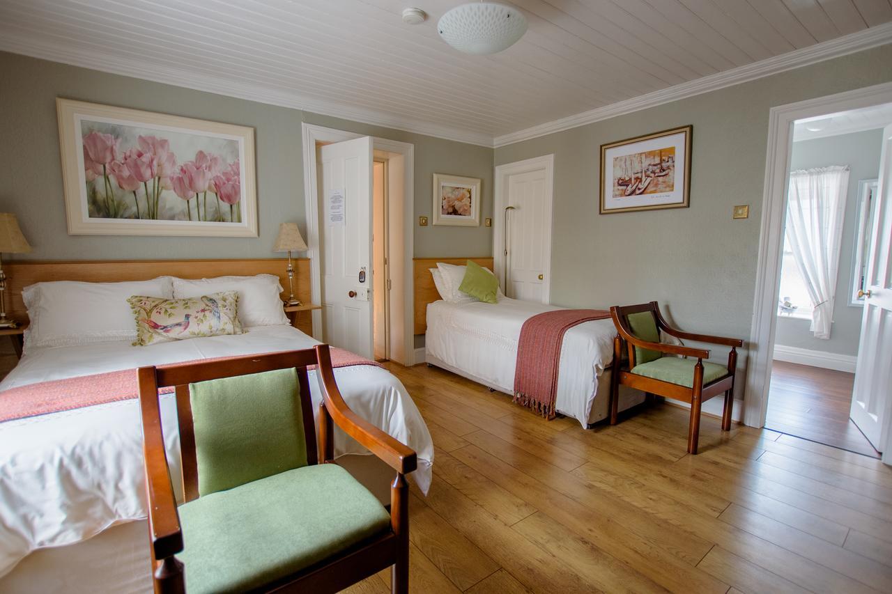 Brennan'S Accommodation Glenties Bagian luar foto