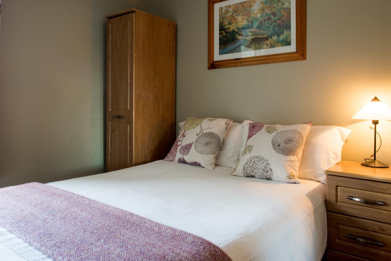 Brennan'S Accommodation Glenties Bagian luar foto